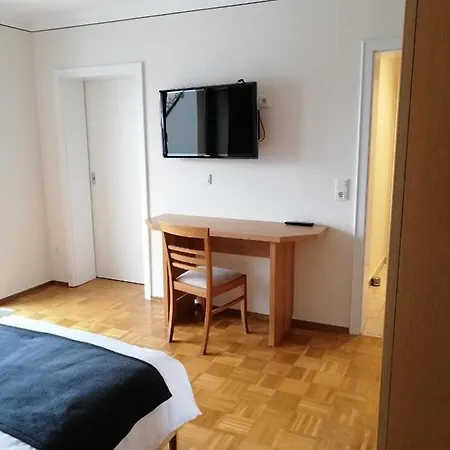 Weingut Licht-stadtfeld Bed & Breakfast *