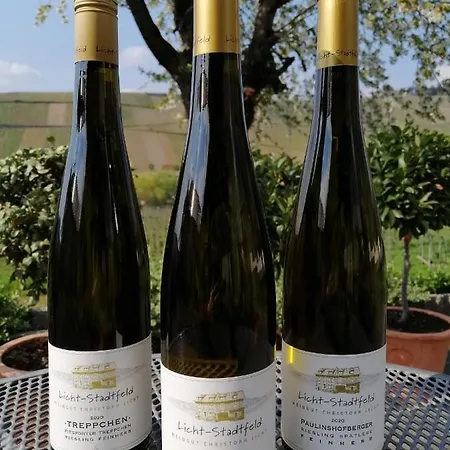 Weingut Licht-stadtfeld Bed & Breakfast Brauneberg