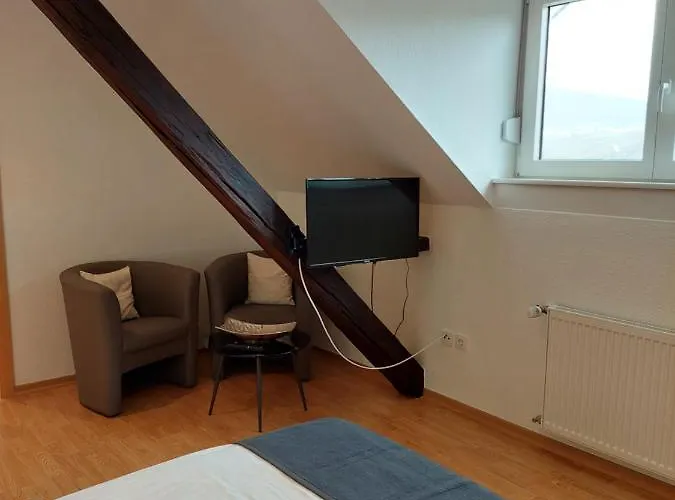 לינה וארוחת בוקר Weingut Licht-stadtfeld בראונברג